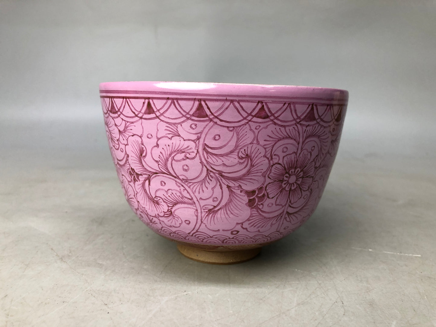 Y8024 CHAWAN Flower arabesque bowl signed box Japan antique tea ceremony pottery