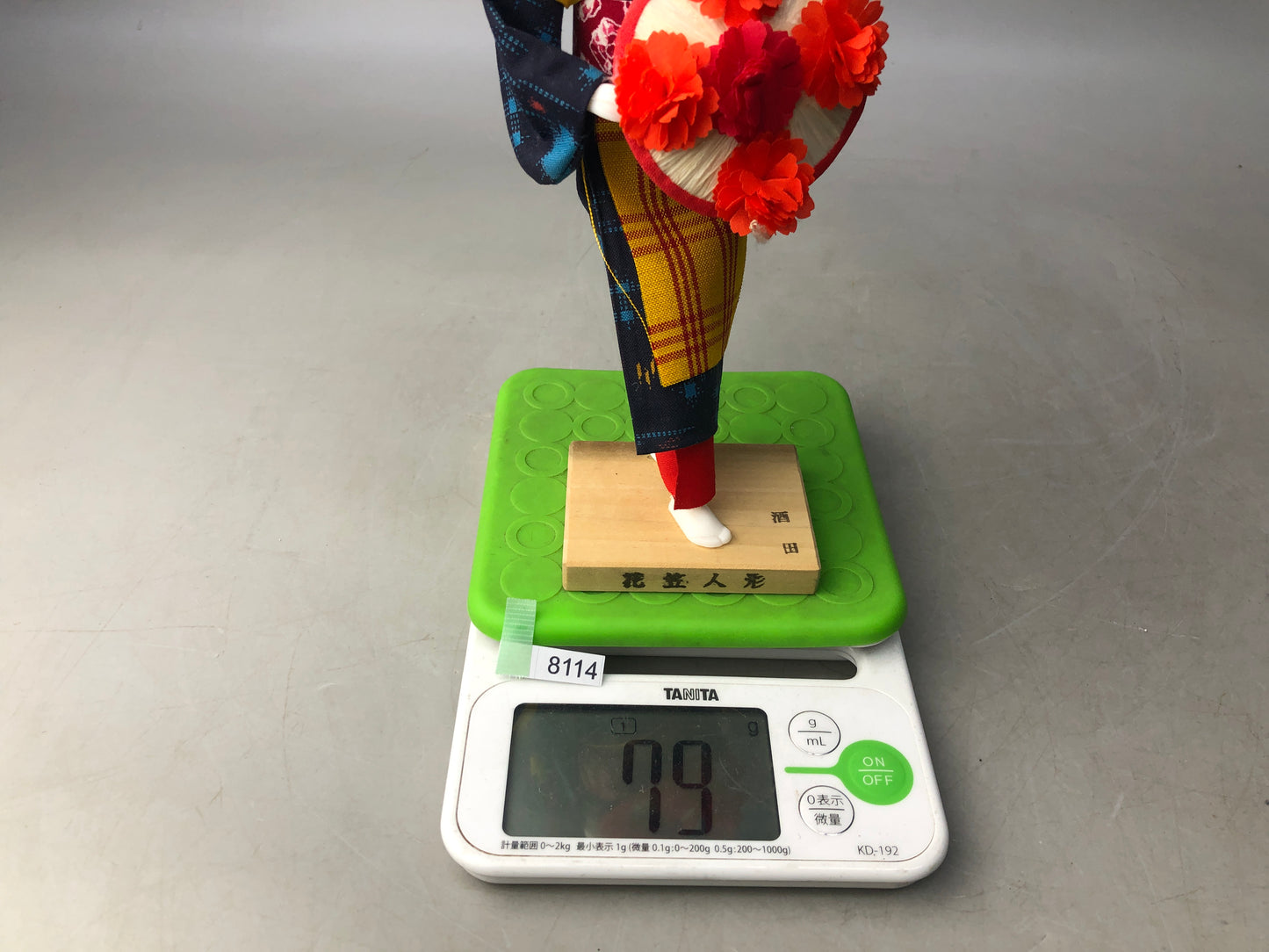 Y8114 NINGYO Japanese doll girl Hanagasa flower hat Japan antique interior decor