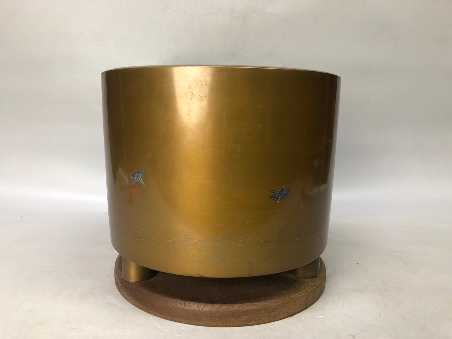 Y8121 HIBACHI Copper charcoal brazier wave plover inlay signed box Japan antique