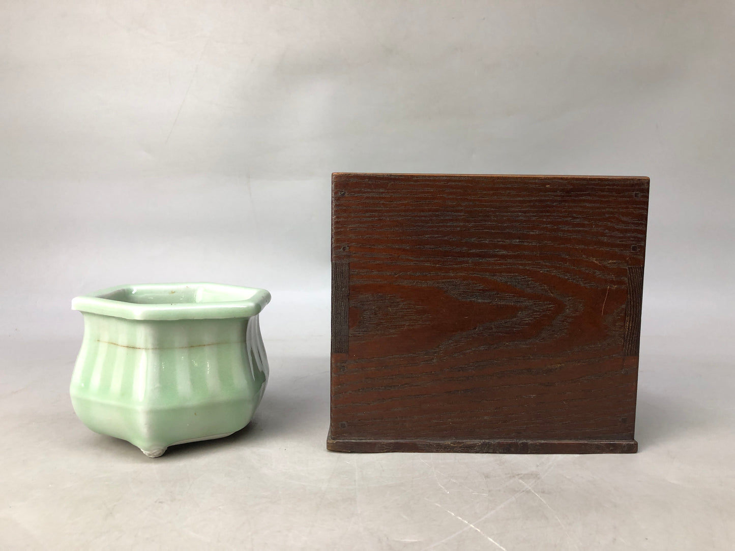 Y8153 TRAY wood tobacco cigarettes ceramic fire burner Japan antique interior