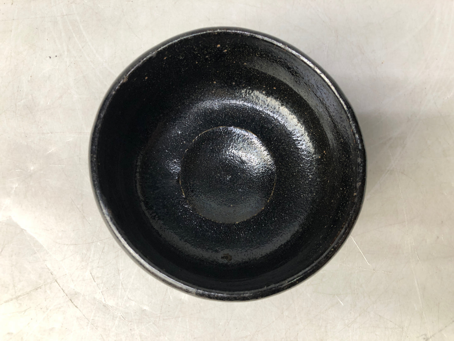 Y8170 CHAWAN Raku-ware black bowl signed Japan antique tea ceremony pottery cup