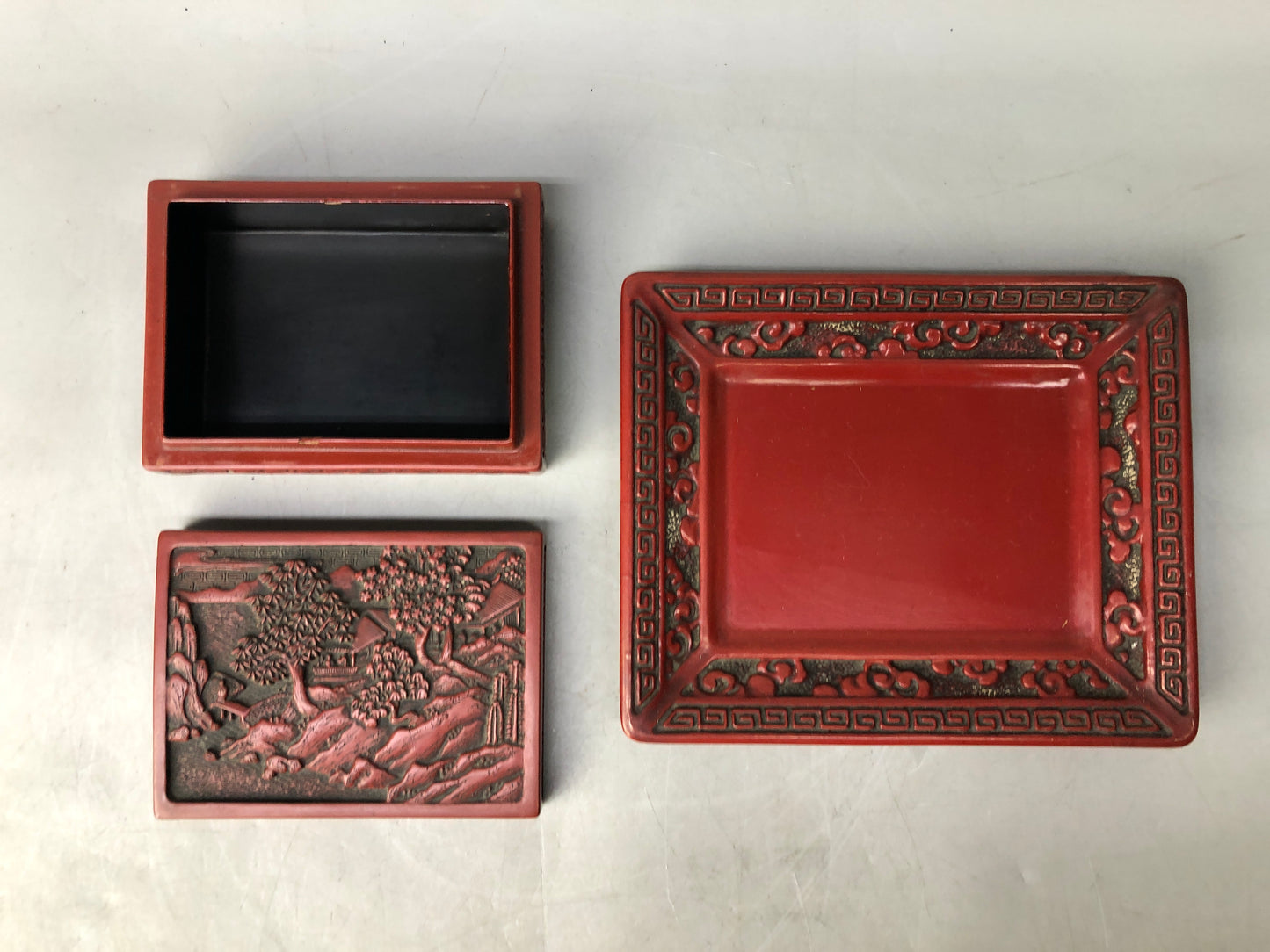 Y8174 BOX Tsuishu red lacquer Accessory case stand Japan antique container