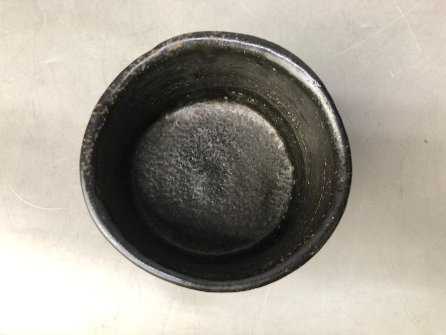 Y8200 CHAWAN Black Oribe tube bowl signed box Japan antique tea ceremony pottery