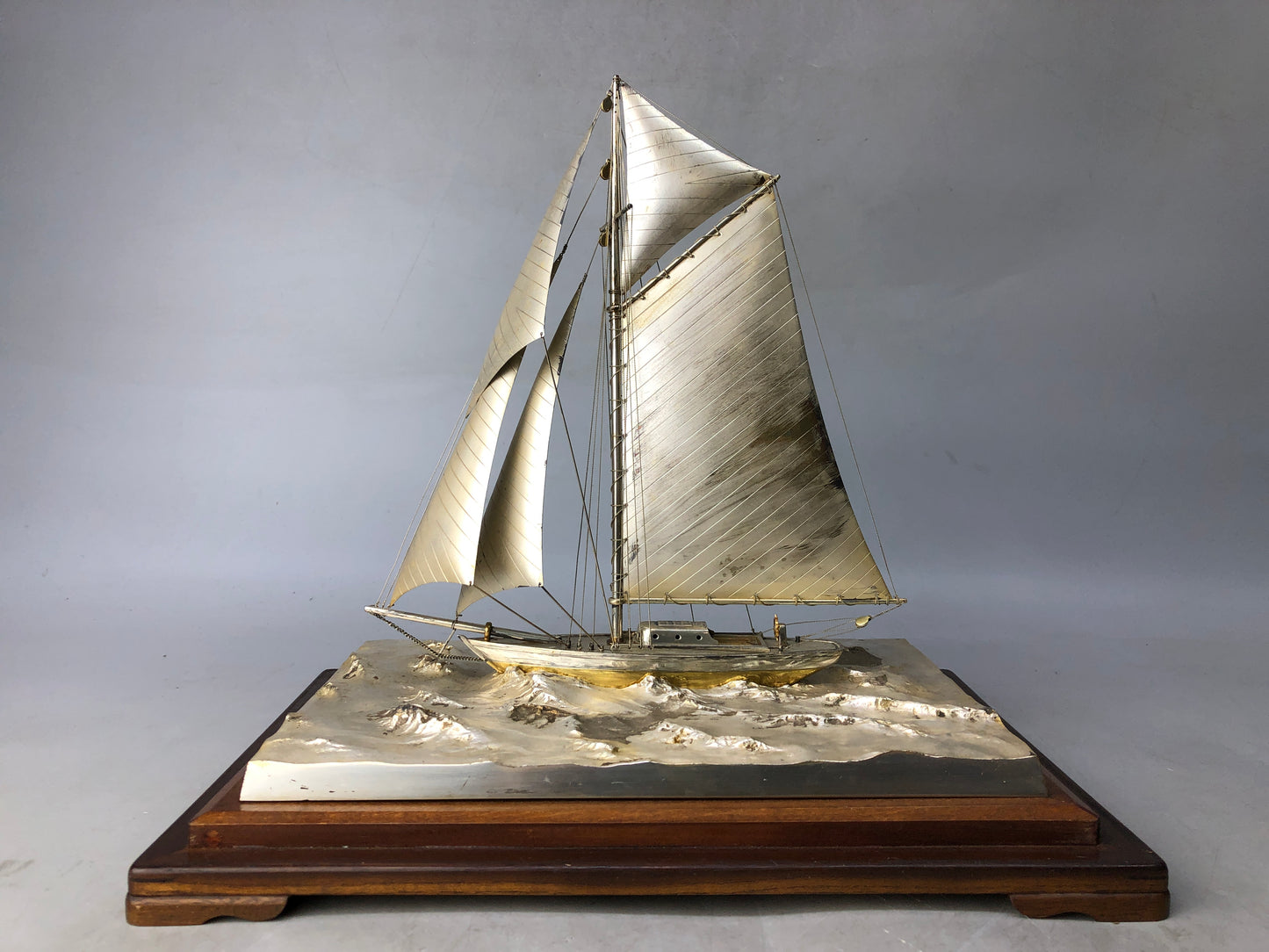 Y8276 OKIMONO Silver yacht figurine glass case large Japan antique interior