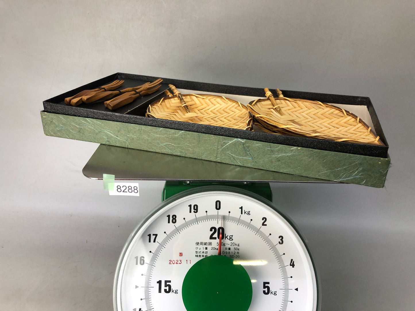 Y8288 DISH Bamboo woven small plate fork box Japan antique tableware kitchen