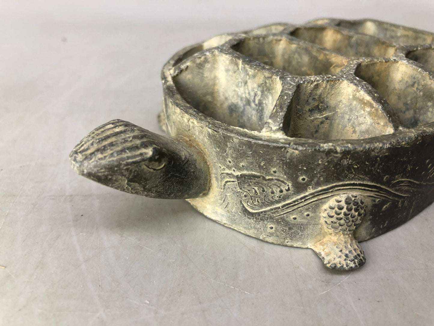Y8303 KENZAN metal Turtle floral frog flower Japan antique ikebana kabin vintage