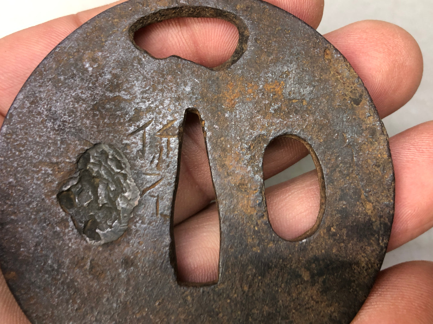 Y8307 TSUBA Iron sword guard signed Japan samurai katana koshirae edo bushi