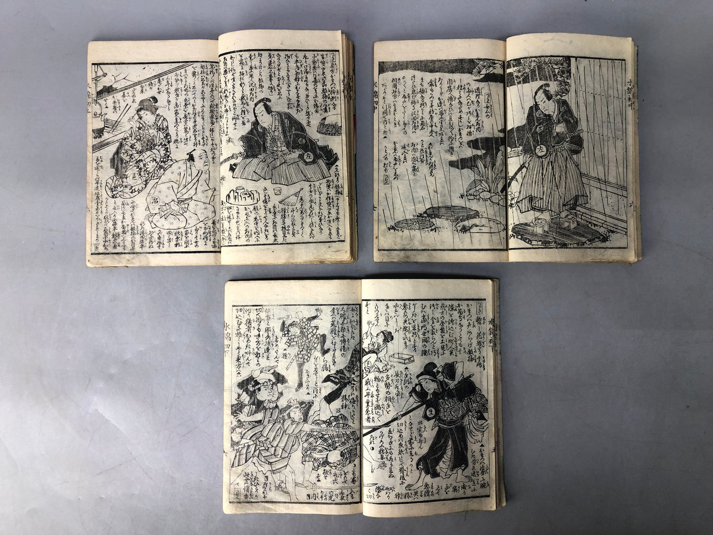Y8319 BOOK 3 Japanese illustrated story books set Kunimasa Ezoushi Japan antique