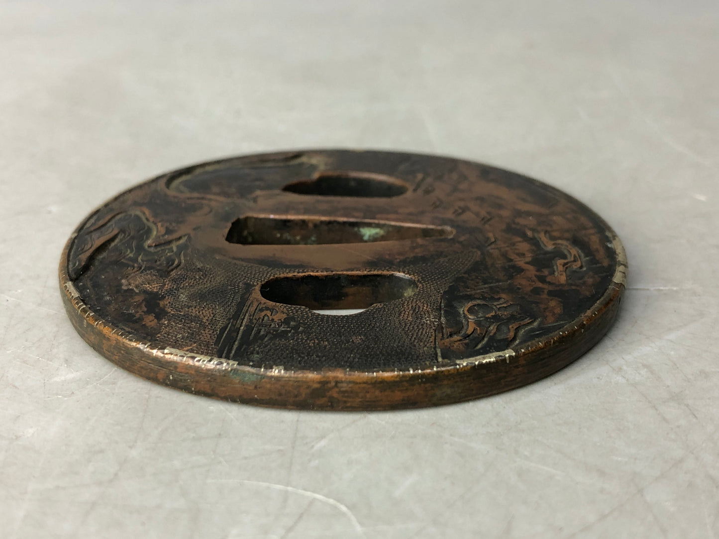 Y8322 TSUBA Copper sword guard engraving Japan samurai katana koshirae edo bus