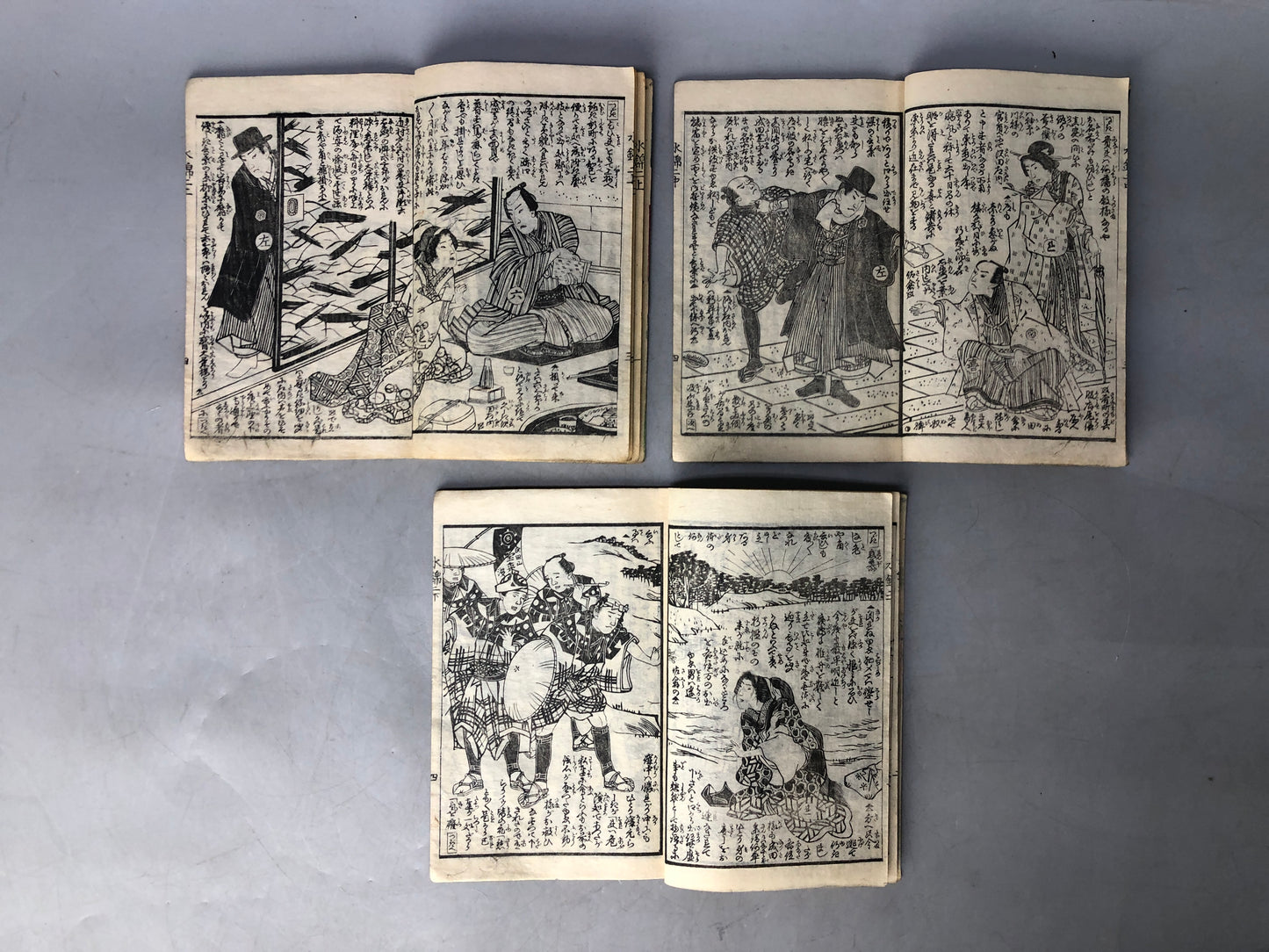 Y8324 BOOK 3 Japanese illustrated story books set Kunimasa Ezoushi Japan antique