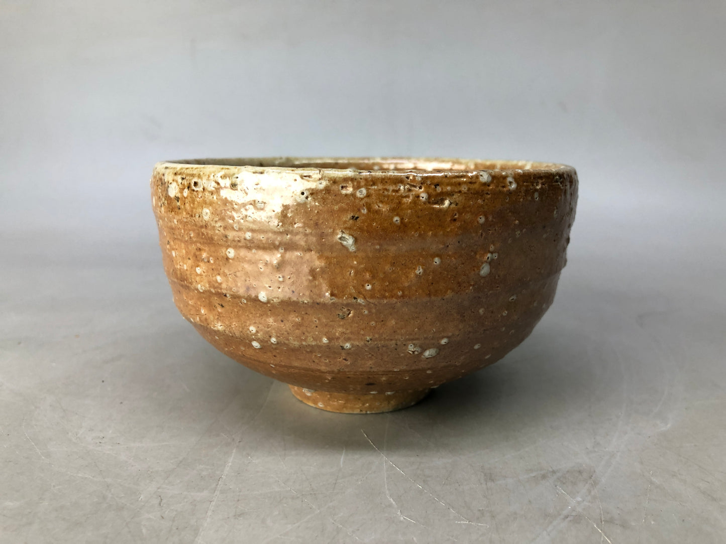 Y8340 CHAWAN Shigaraki-ware bowl signed box Japan antique tea ceremony pottery