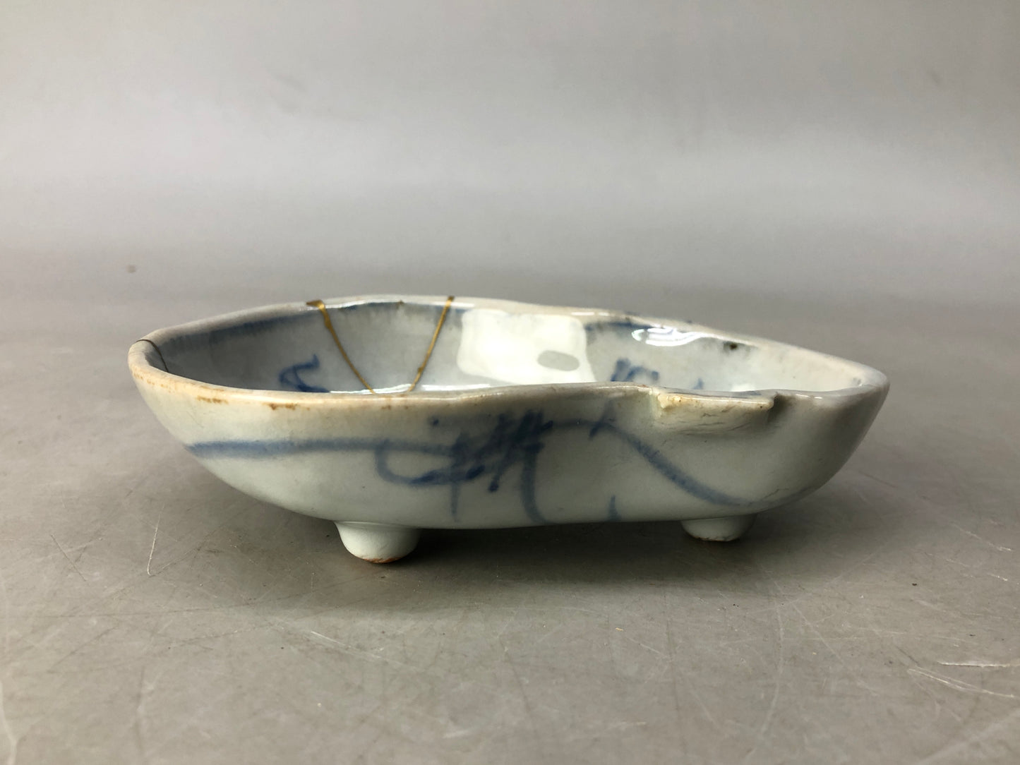 Y8348 DISH Ko-Imari underglaze blue kintsugi plate Japan antique tableware