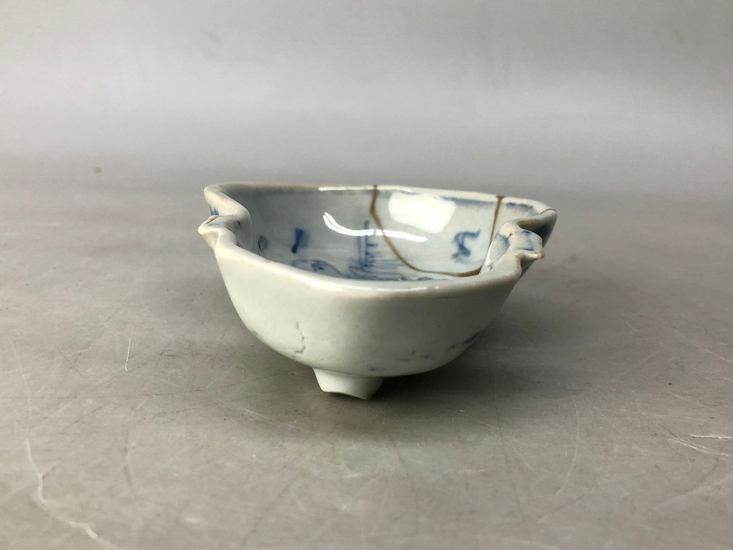 Y8348 DISH Ko-Imari underglaze blue kintsugi plate Japan antique tableware