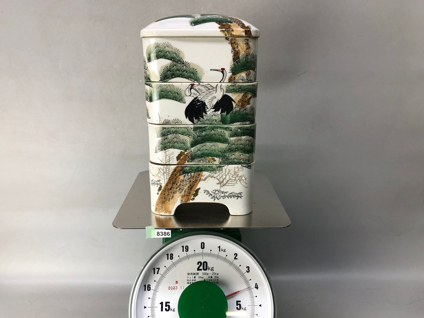 Y8386 BOX Seto-ware 4-tiered container Crane Pine signed Japan antique storage