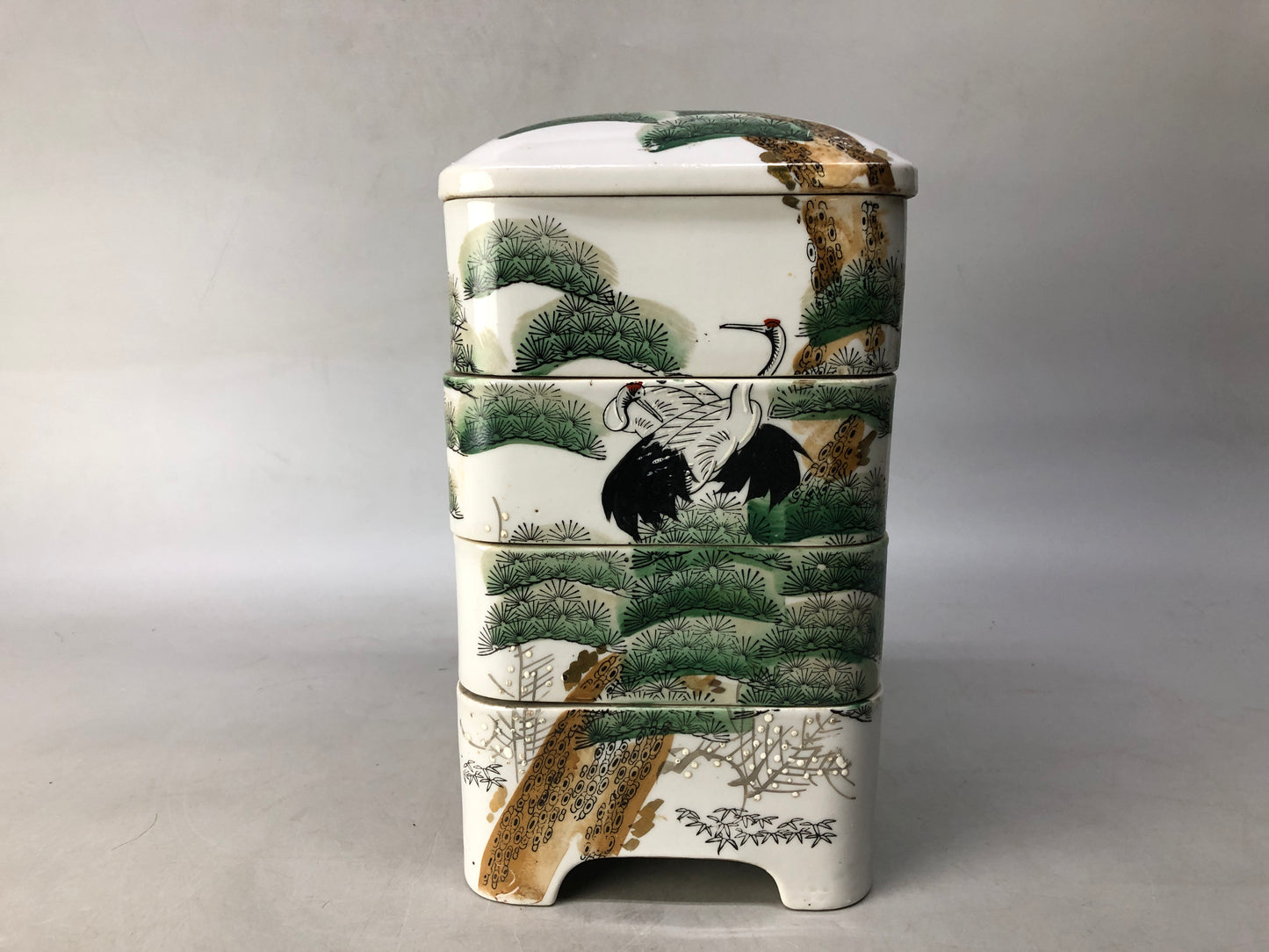 Y8386 BOX Seto-ware 4-tiered container Crane Pine signed Japan antique storage