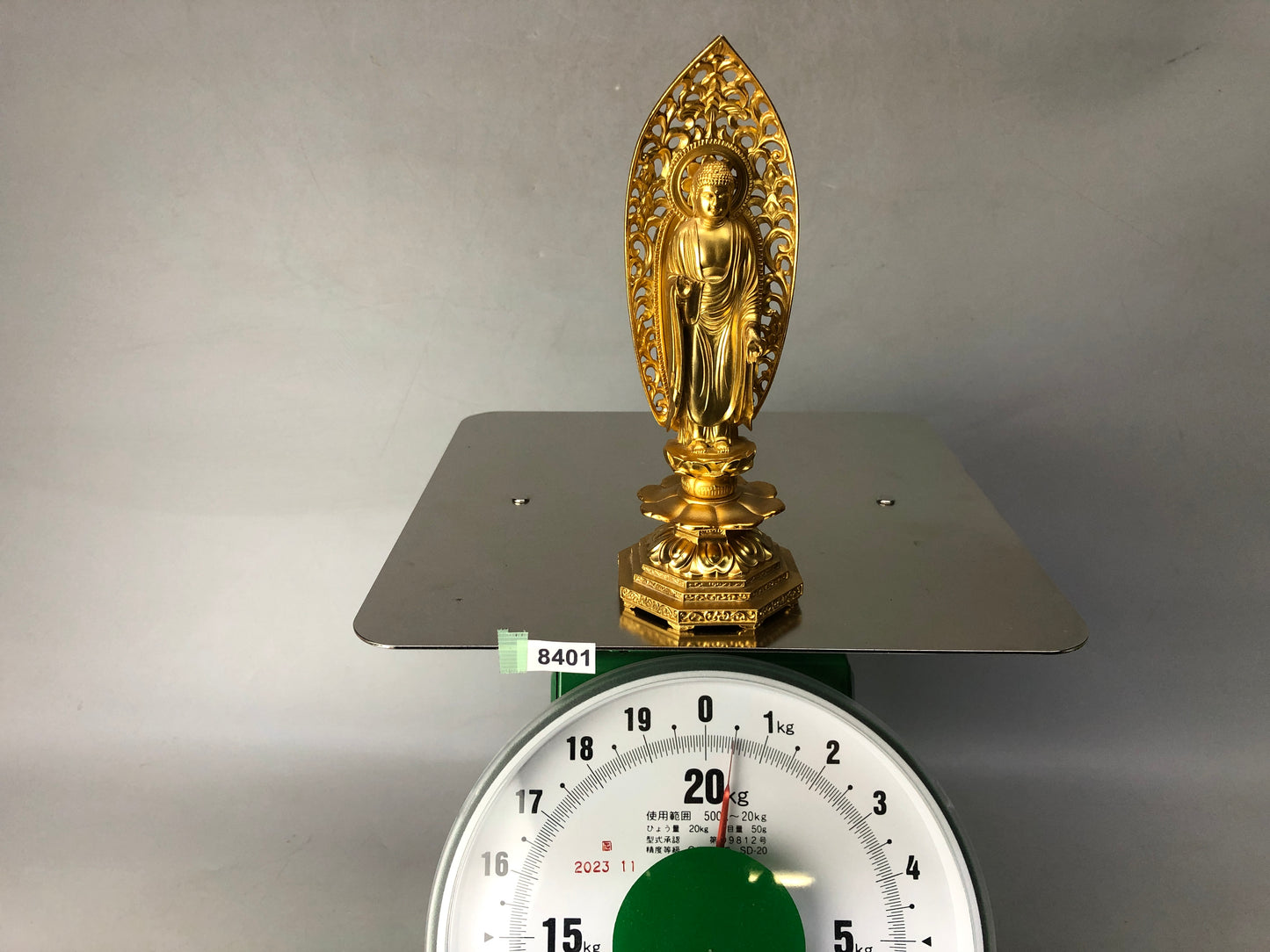 Y8401 STATUE metal Kannon Bodhisattva Buddha figurine signed Japan antique decor