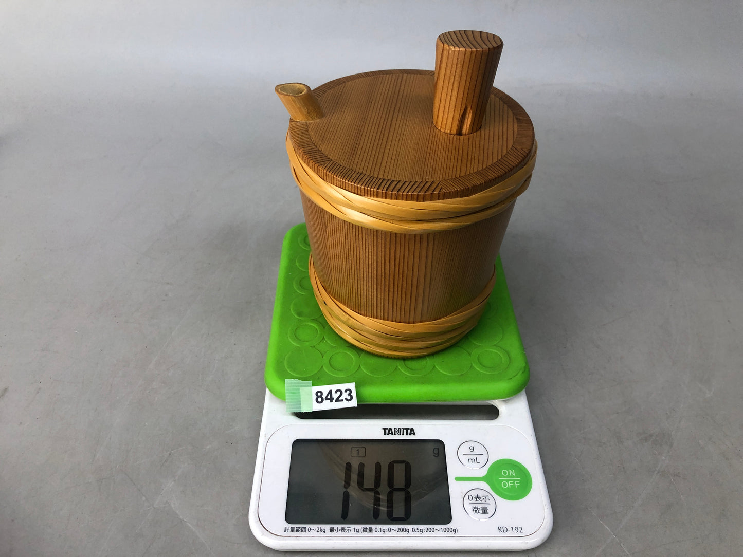 Y8423 CRUET Barrel-shaped Soy sauce dispenser wooden Magewappa Japan antique