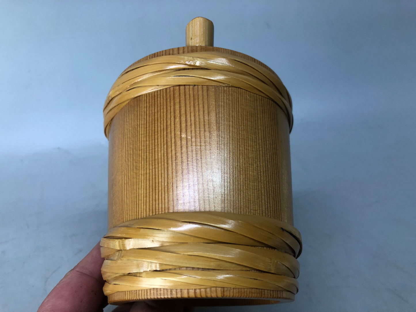 Y8423 CRUET Barrel-shaped Soy sauce dispenser wooden Magewappa Japan antique