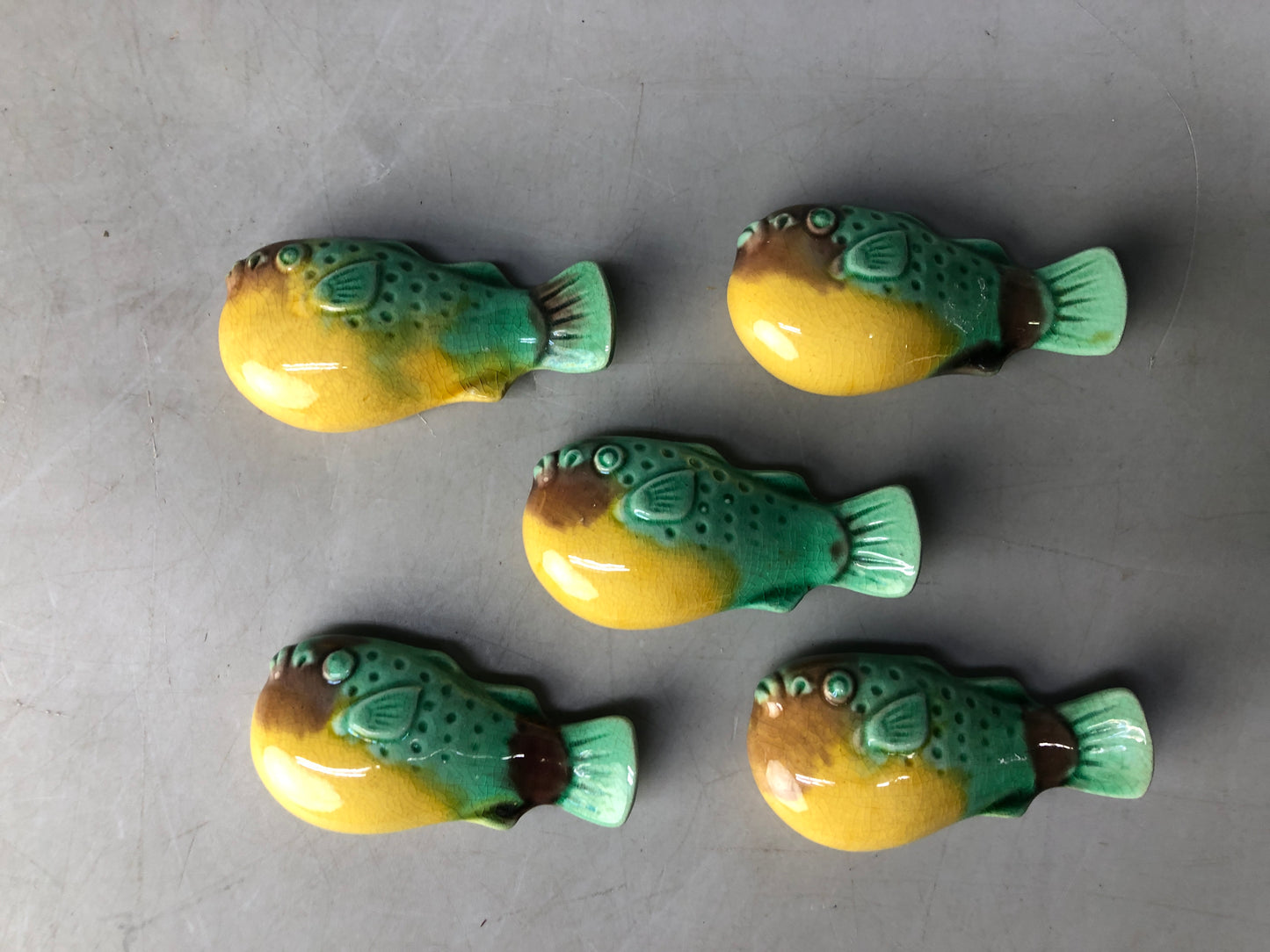 Y8445 OKIMONO Chopstick rest Puffer fish signed box China antique collectible