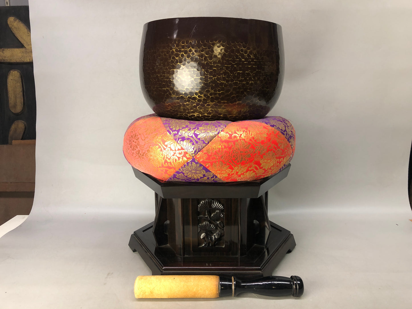 Y8446 ORIN Big Bell stand cushion signed Japan Buddhist antique temple Buddhism