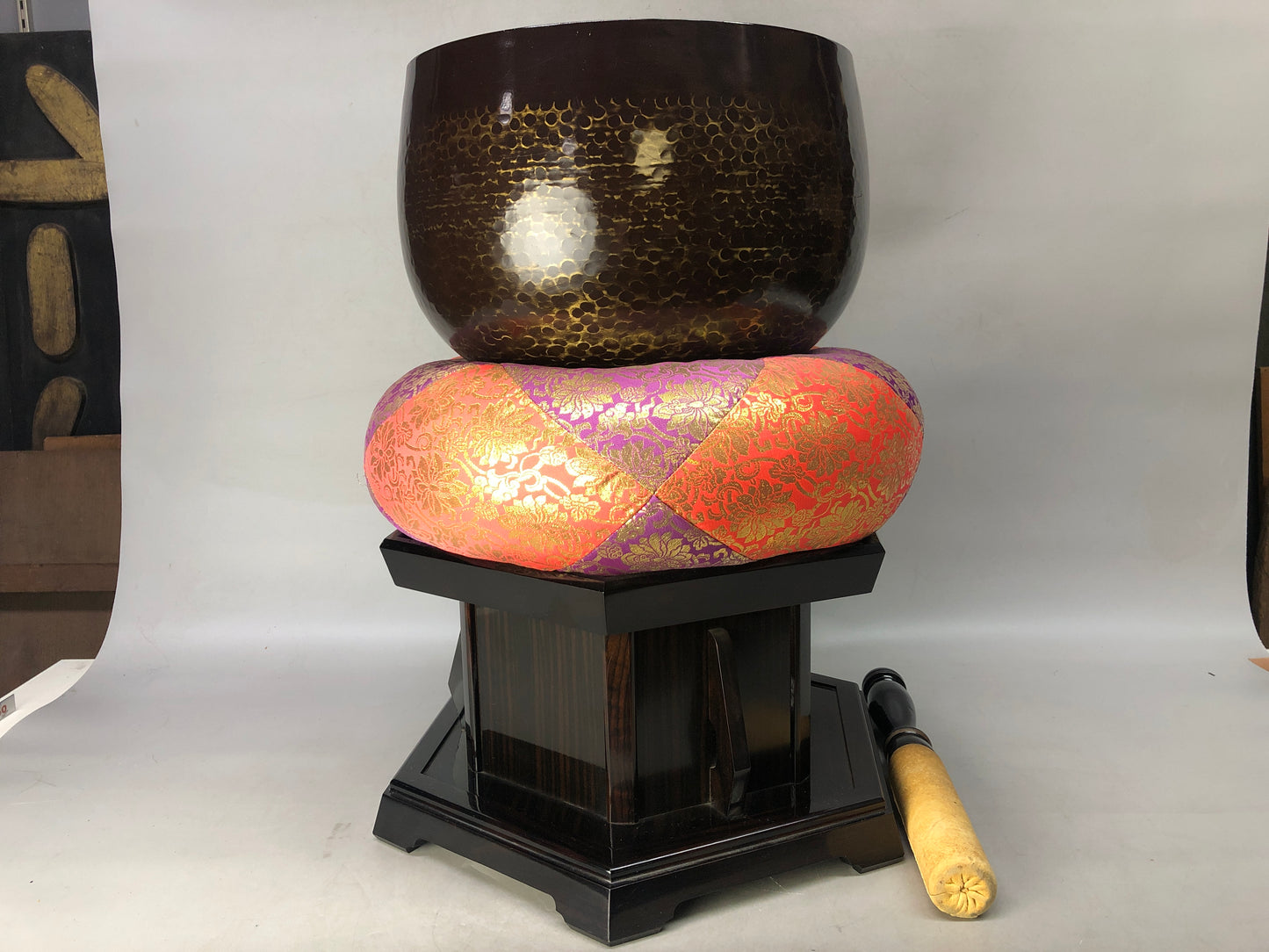 Y8446 ORIN Big Bell stand cushion signed Japan Buddhist antique temple Buddhism