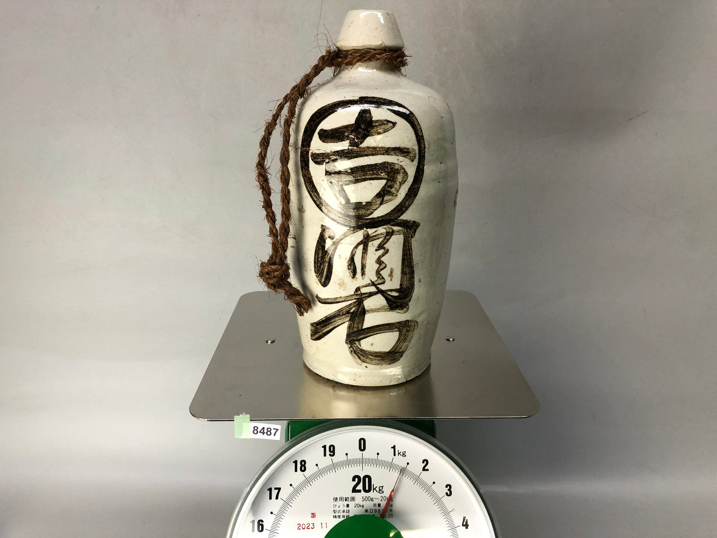 Y8487 OKIMONO Ceramic Binbou Tokkuri sake bottle figure Japan antique interior