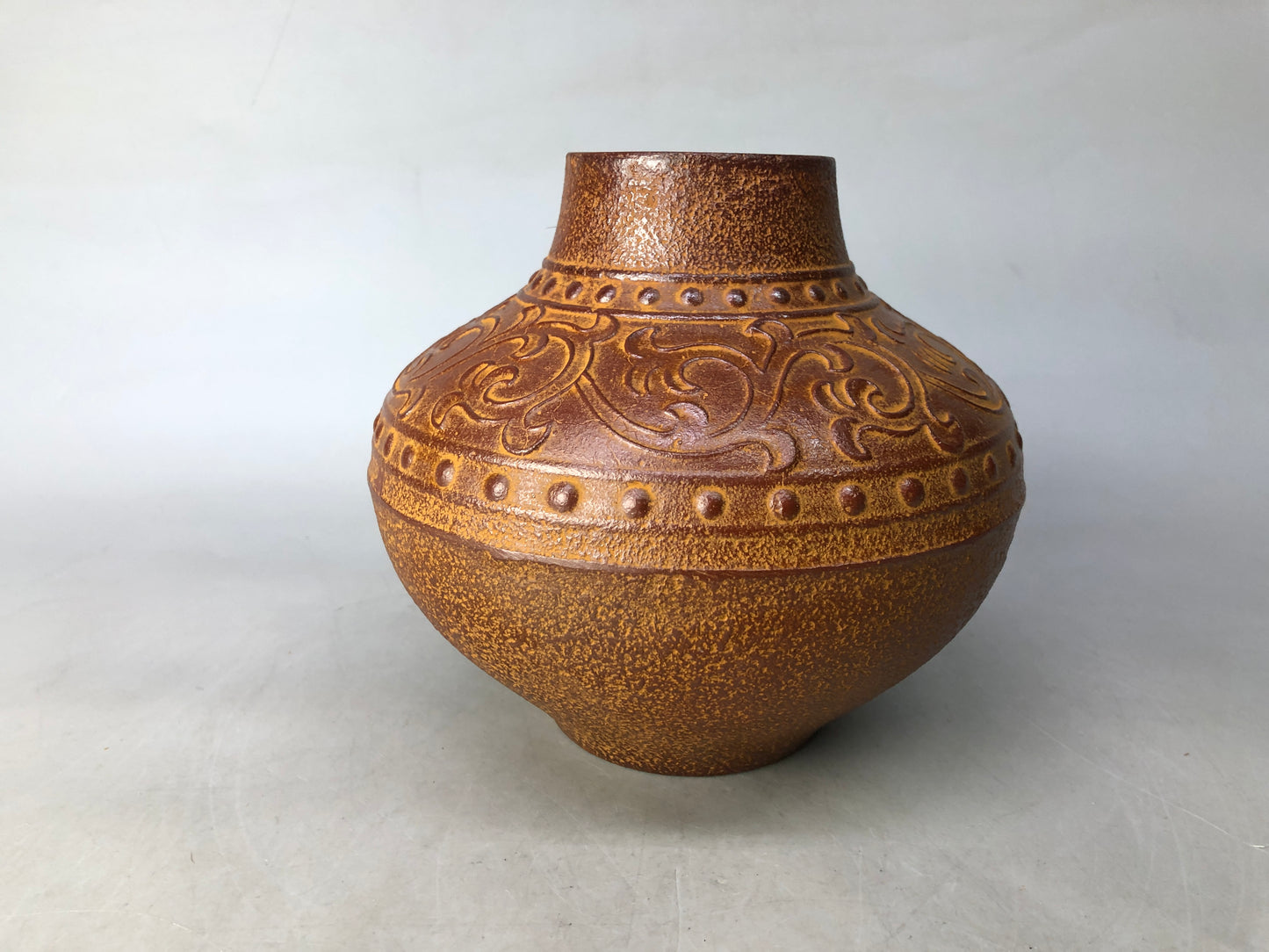 Y8494 FLOWER VASE Iron signed box Japan ikebana floral arrangement interior