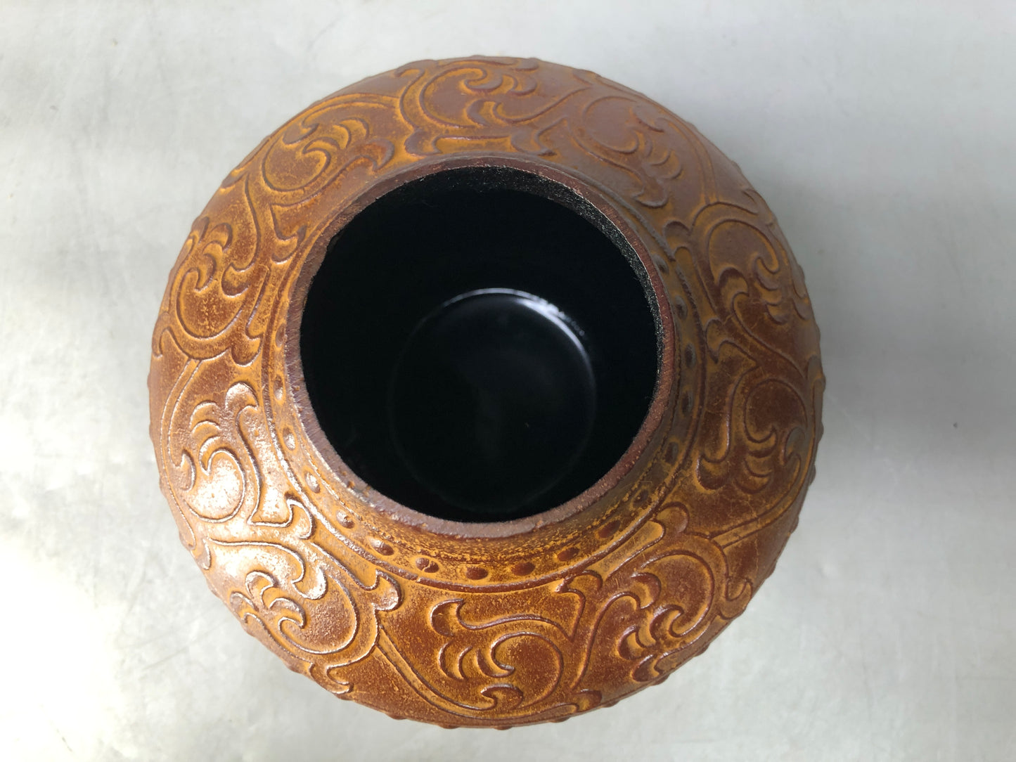 Y8494 FLOWER VASE Iron signed box Japan ikebana floral arrangement interior