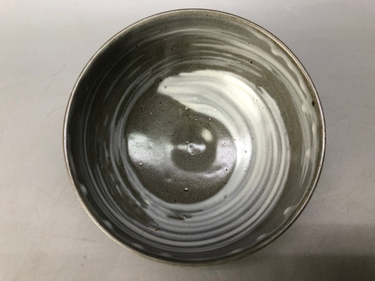 Y8502 CHAWAN Kyo-ware bowl Hakeme brushmark signed Japan antique tea ceremony
