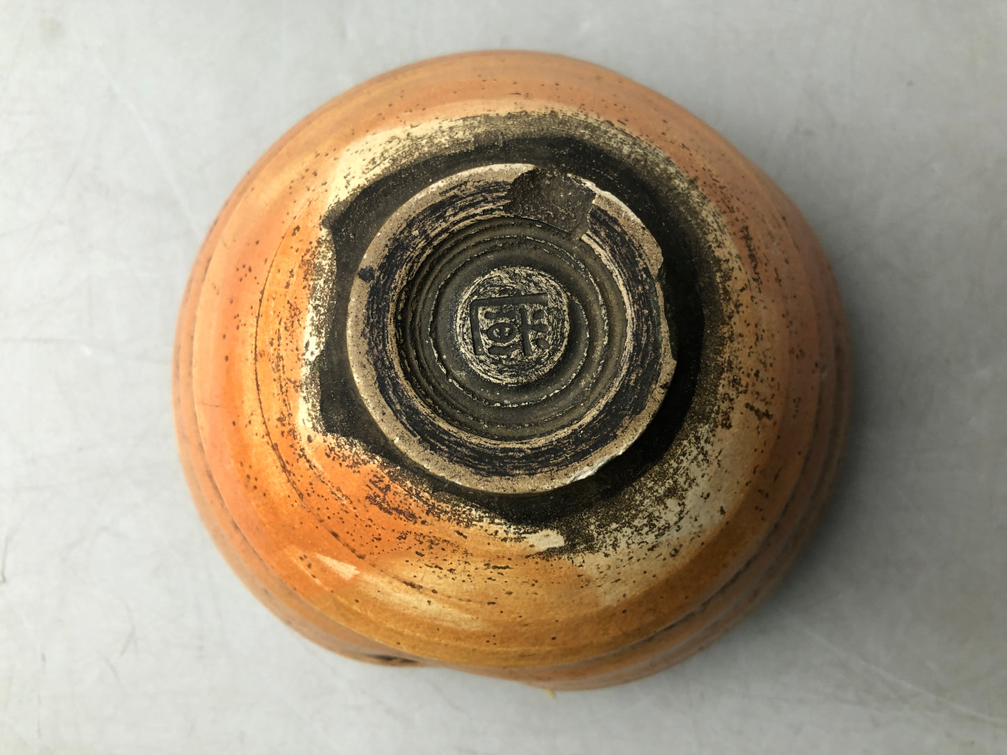 Y8505 CHAWAN Raku-ware red bowl signed Japan antique tea ceremony pottery cup