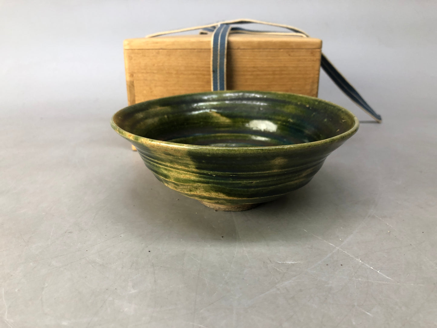 Y8527 CHAWAN Oribe-ware Sou Oribe bowl signed box Japan antique tea ceremony cup
