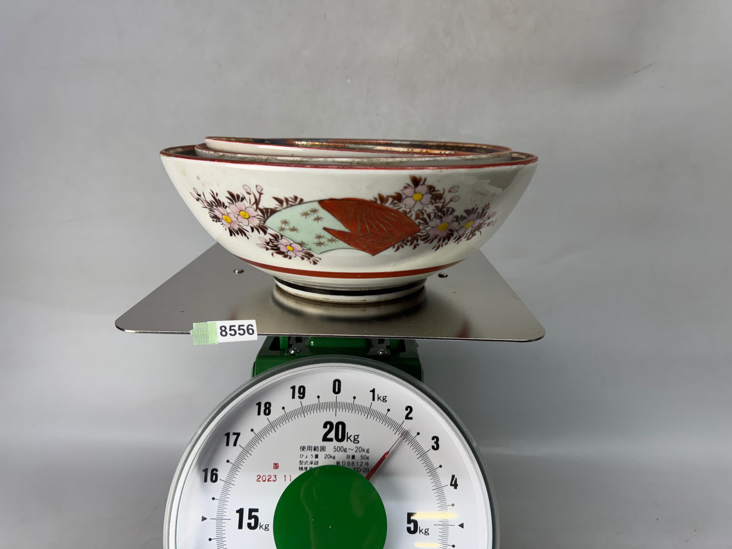 Y8556 CHAWAN Kutani-ware triple bowl signed Japan antique pottery tableware