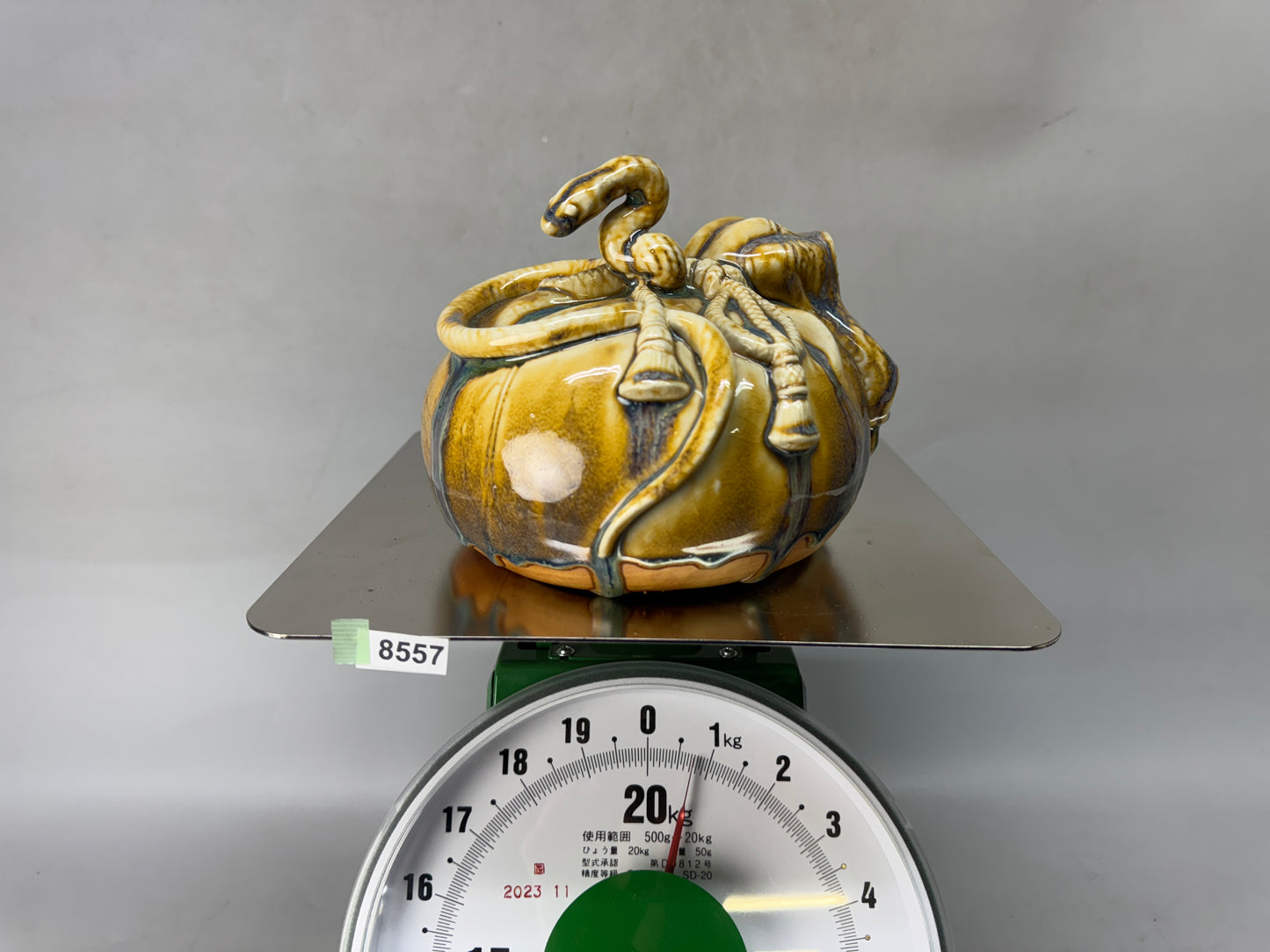 Y8557 OKIMONO Seto-ware Snake figurine signed drawstring bag Japan antique deor