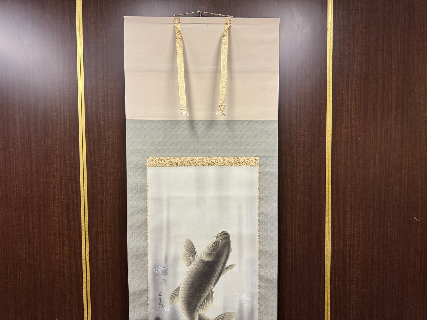 Y8562 KAKEJIKU Wave Koi fish signed box Japan antique hanging scroll interior