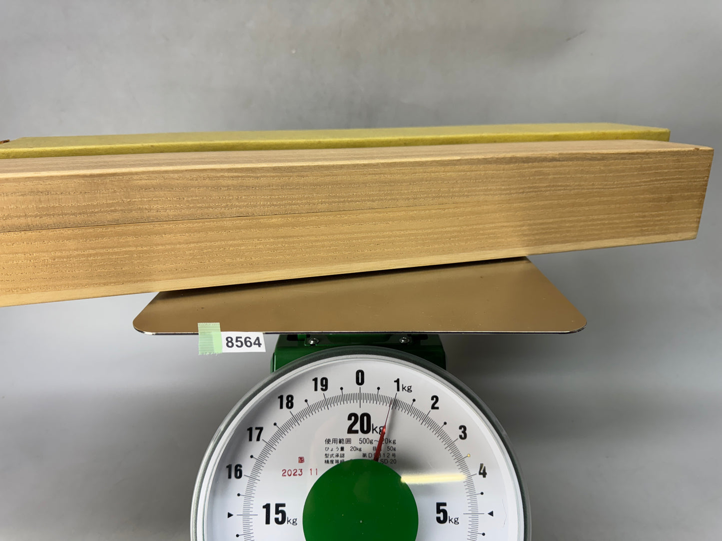 Y8564 KAKEJIKU Warrior bushi signed box Yamato-e Japan antique hanging scroll