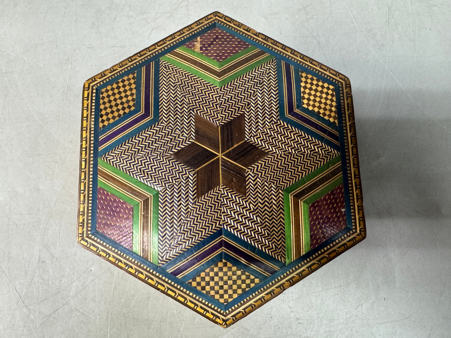 Y8571 BOX parquet small accessory trinket case container Japan antique container