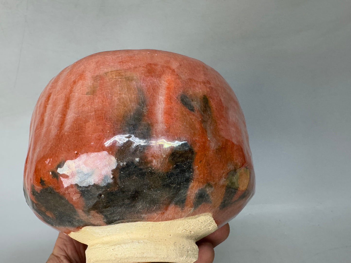Y8585 CHAWAN Raku-ware red bowl signed Japan antique tea ceremony pottery cup