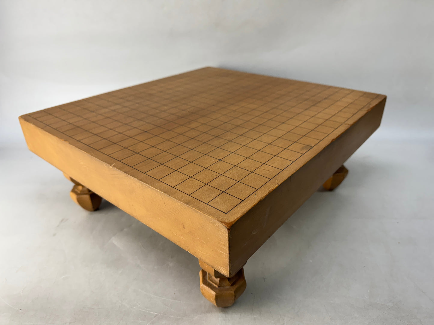 Y8586 GO wooden board with legs abstract strategy game mind sport Japan antique