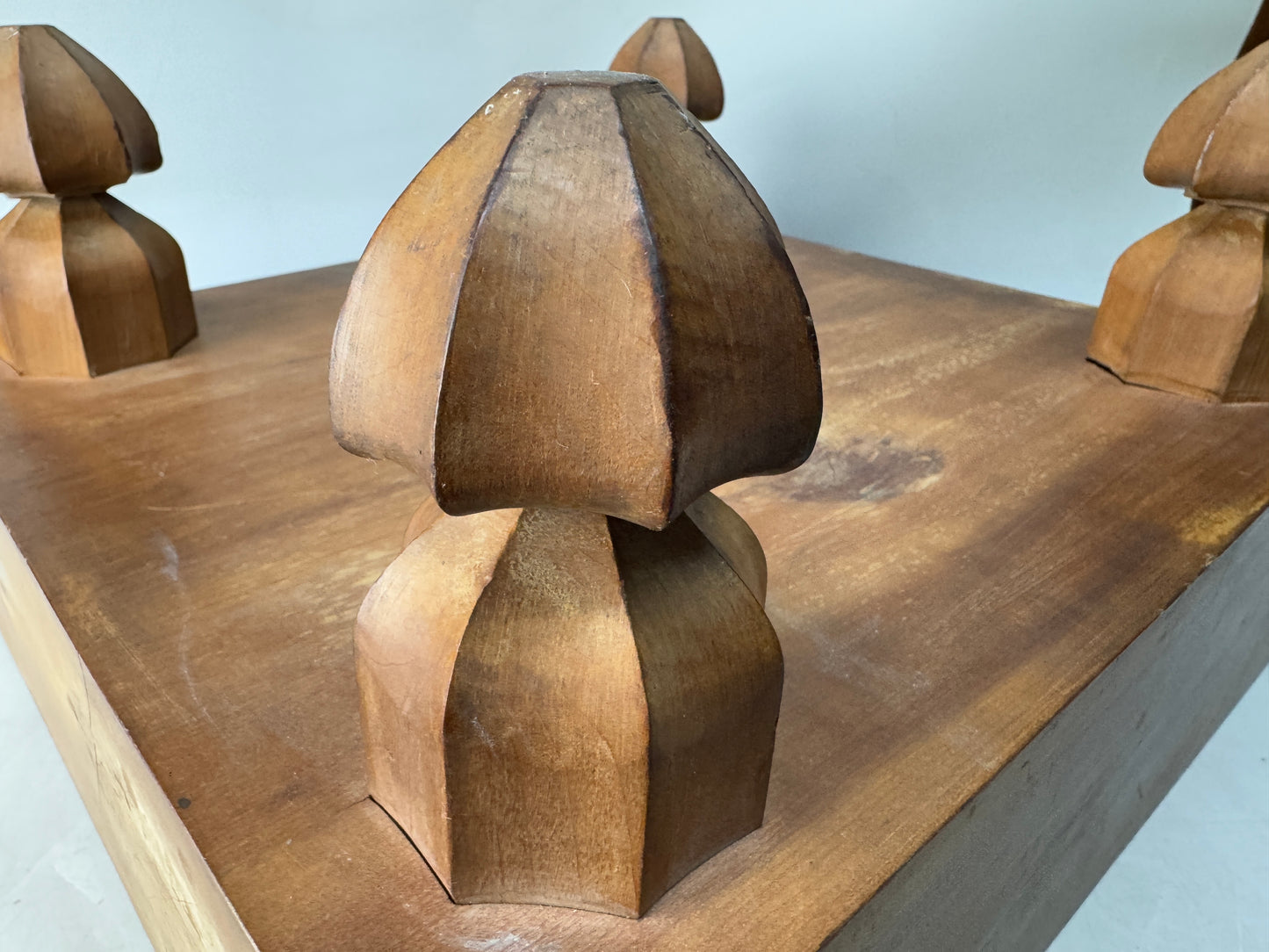 Y8587 GO wooden board with legs abstract strategy game mind sport Japan antique