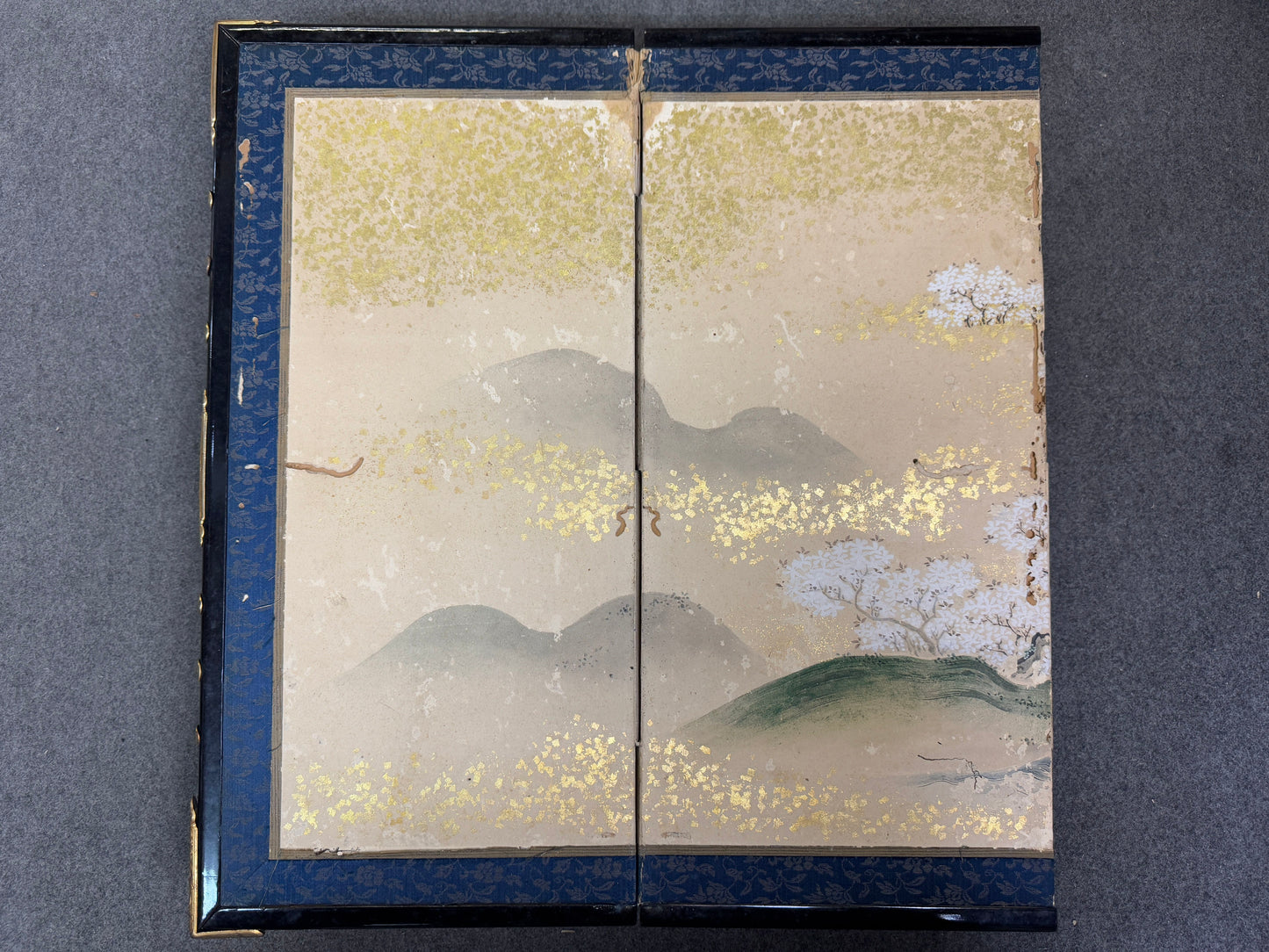 Y8590 BYOUBU folding screen Yamato-e signed box Japan antique decor interior