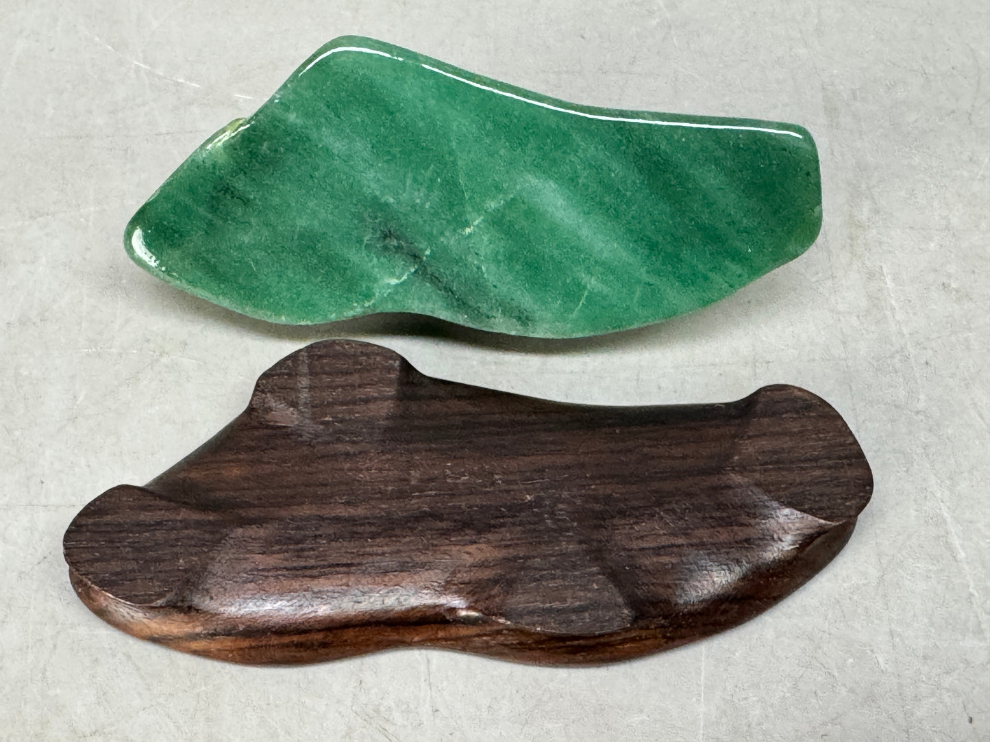 Y8620 OKIMONO Green viewing stone wooden stand Japan antique decor interior