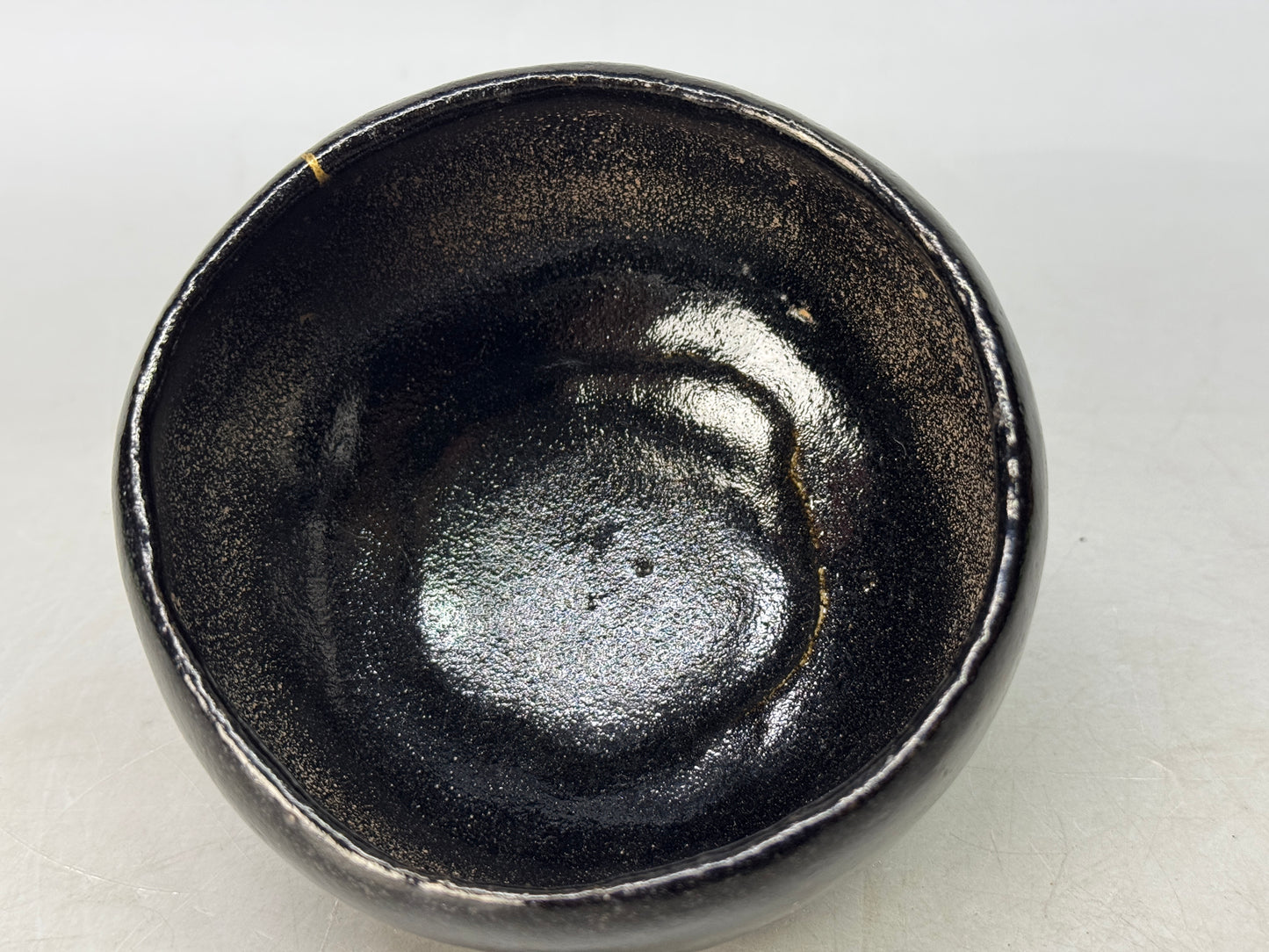 Y8622 CHAWAN Raku-ware black bowl Mt.Fuji signed Japan antique tea ceremony cup