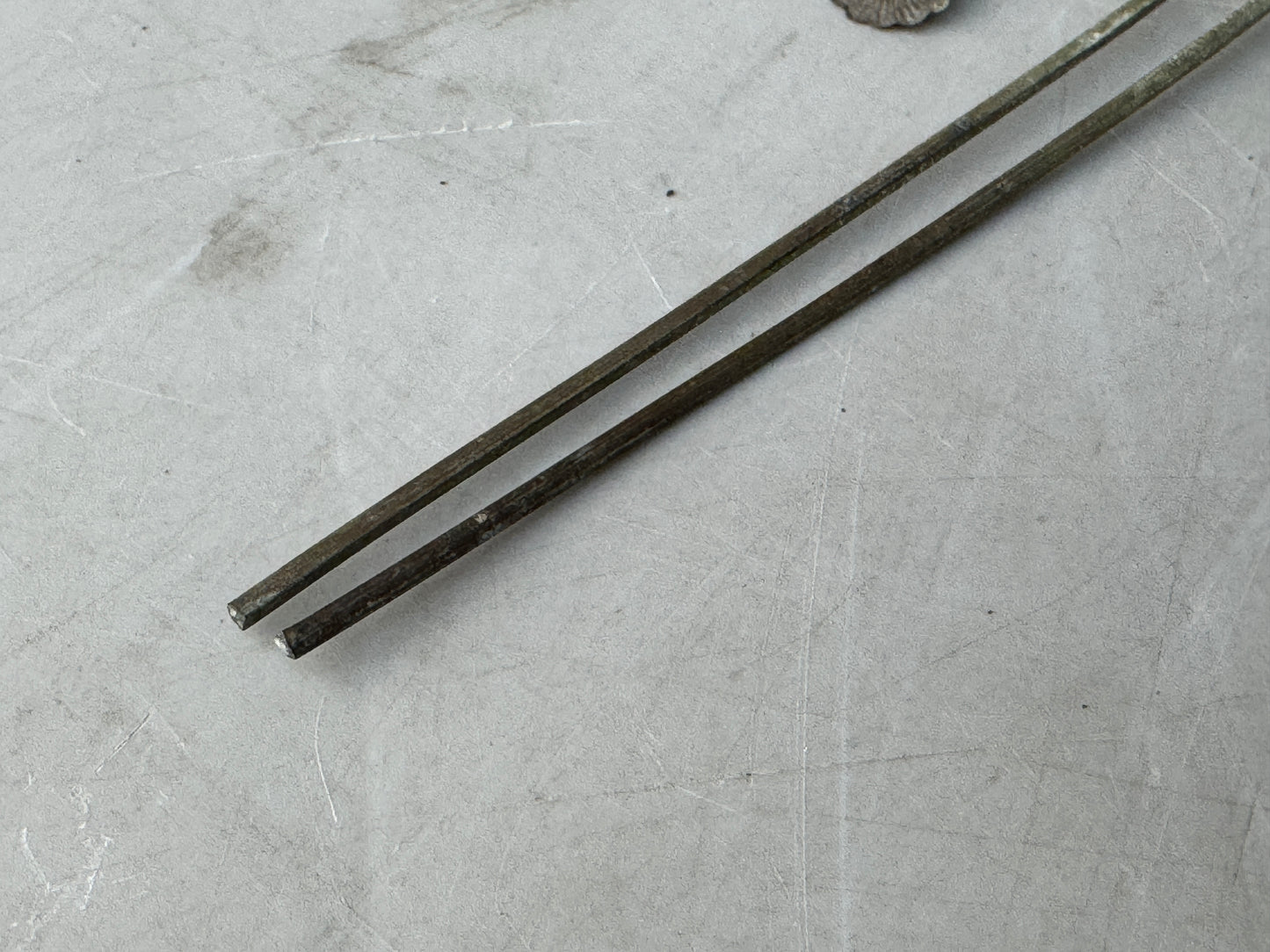 Y8641 KANZASHI Birabira hair stick hairpin metalwork Japan antique kimono