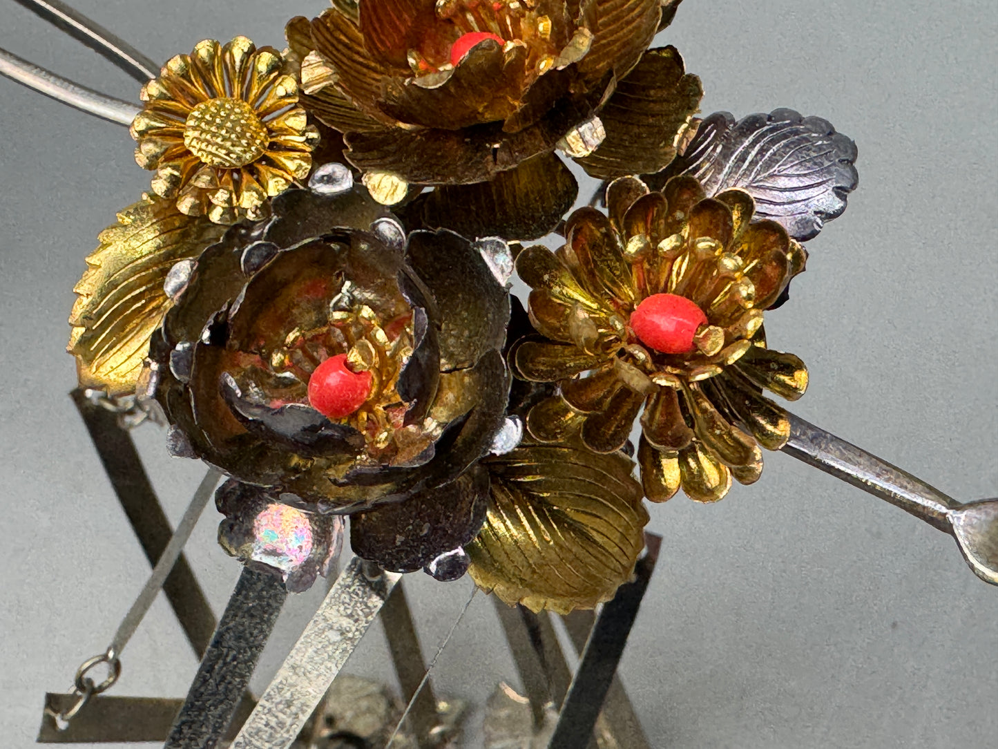 Y8642 KANZASHI Birabira hair stick hairpin metalwork Japan antique kimono