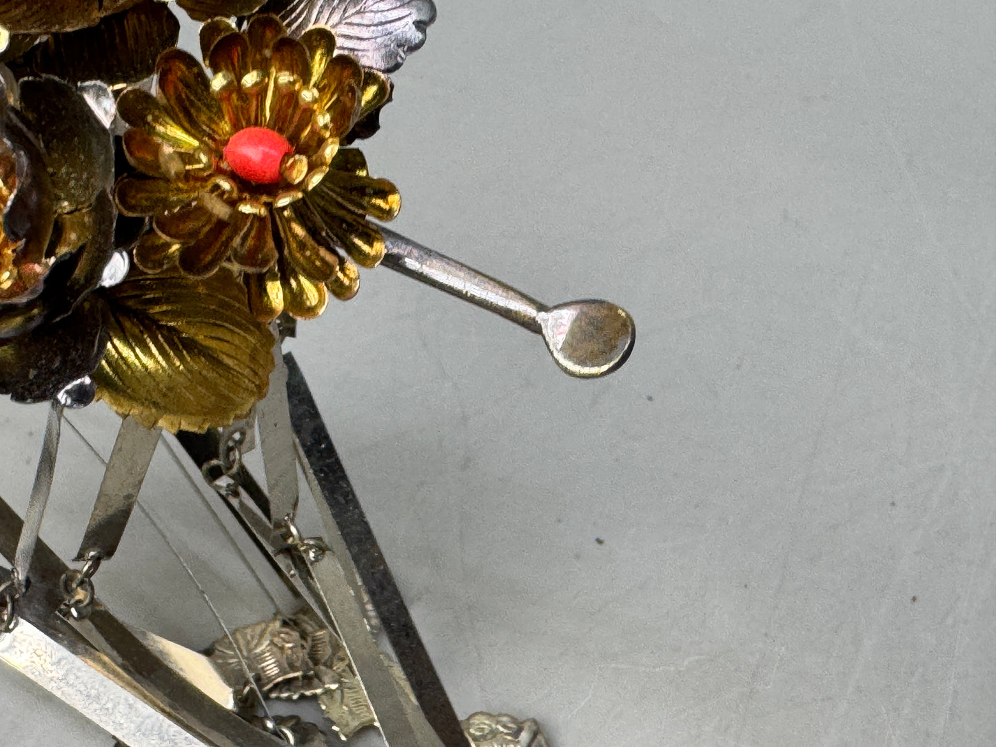 Y8642 KANZASHI Birabira hair stick hairpin metalwork Japan antique kimono