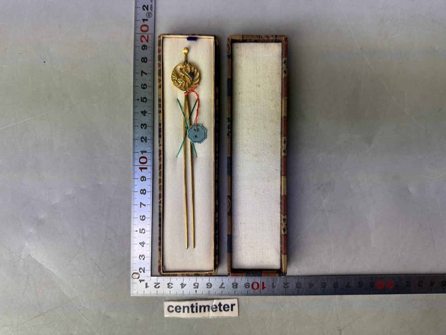 Y8645 KANZASHI Hairpin hair stick Butterfly openwork box Japan antique kimono