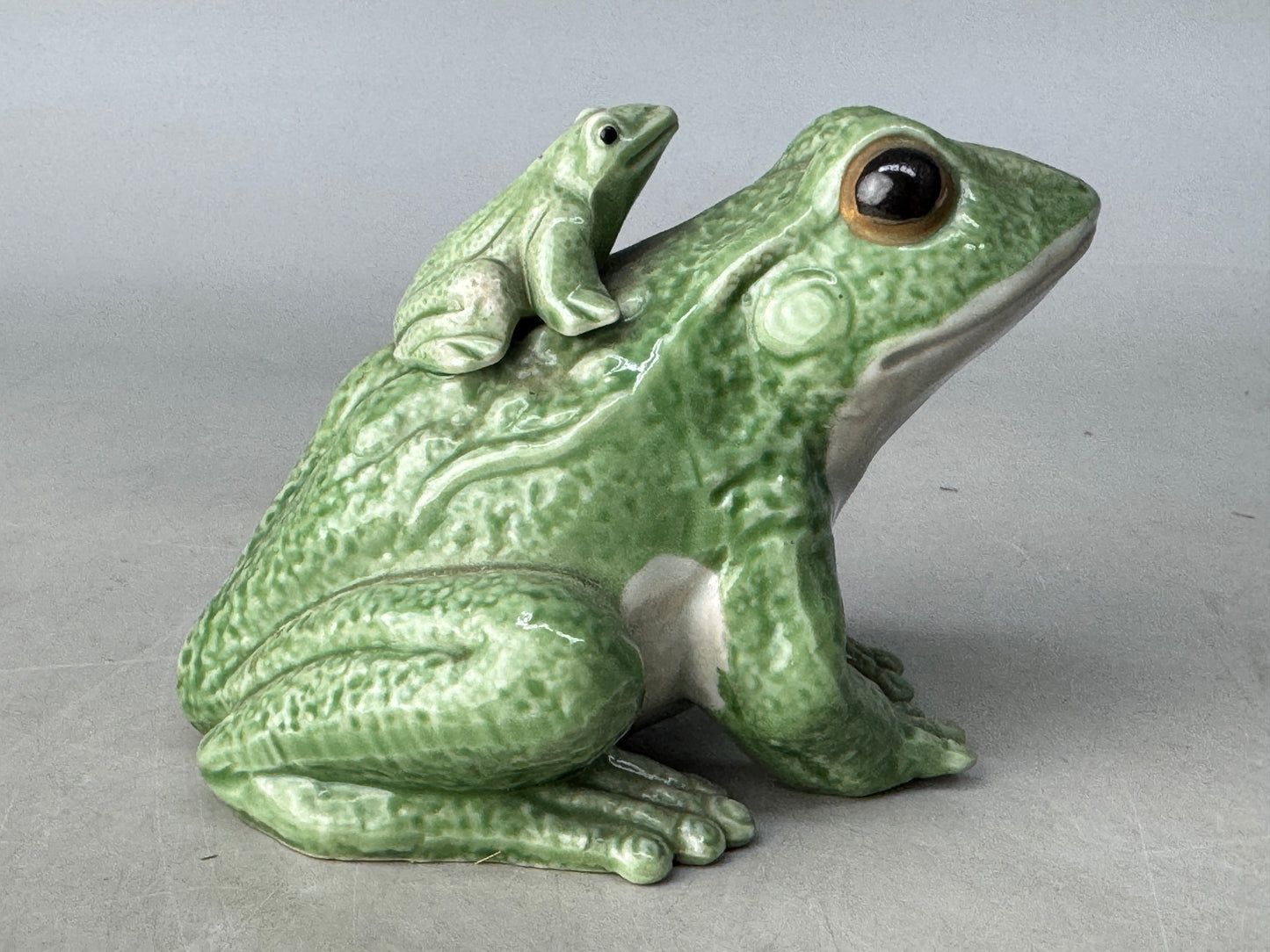 Y8648 OKIMONO Shigaraki-ware Frog figurine green Japan antique decor interior