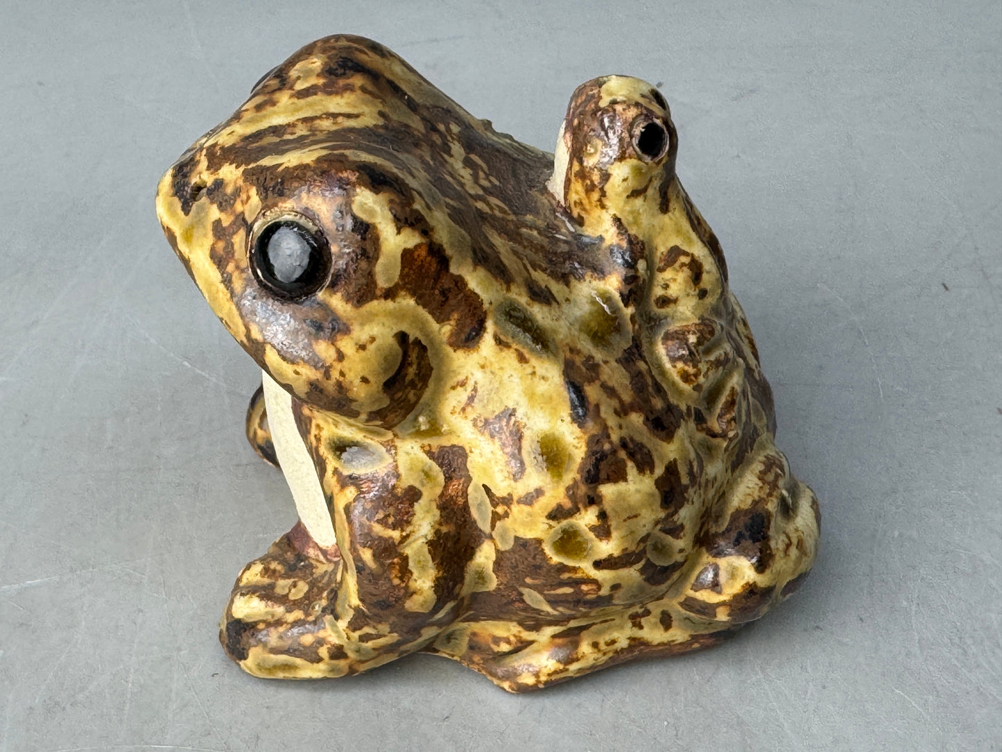 Y8649 OKIMONO Shigaraki-ware Frog figurine small Japan antique decor interior