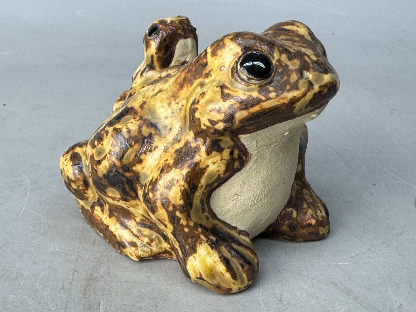 Y8649 OKIMONO Shigaraki-ware Frog figurine small Japan antique decor interior