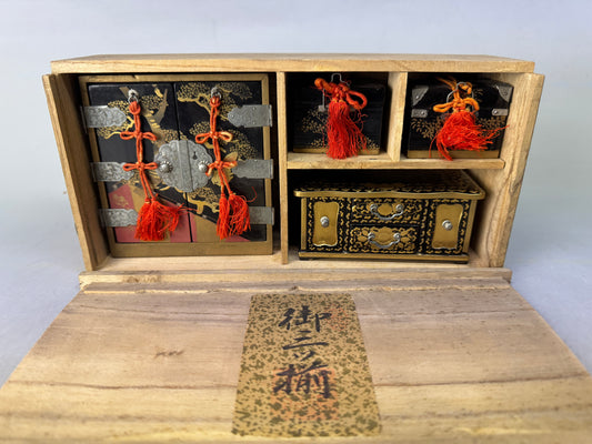 Y8668 HINA DOLL Doll's Festival Makie miniature furniture box Japan antique